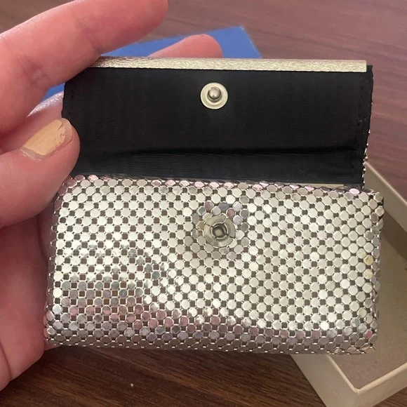 NIB Vintage Whiting & Davis Silver Metal Mesh Key Holder - Picture 12 of 12